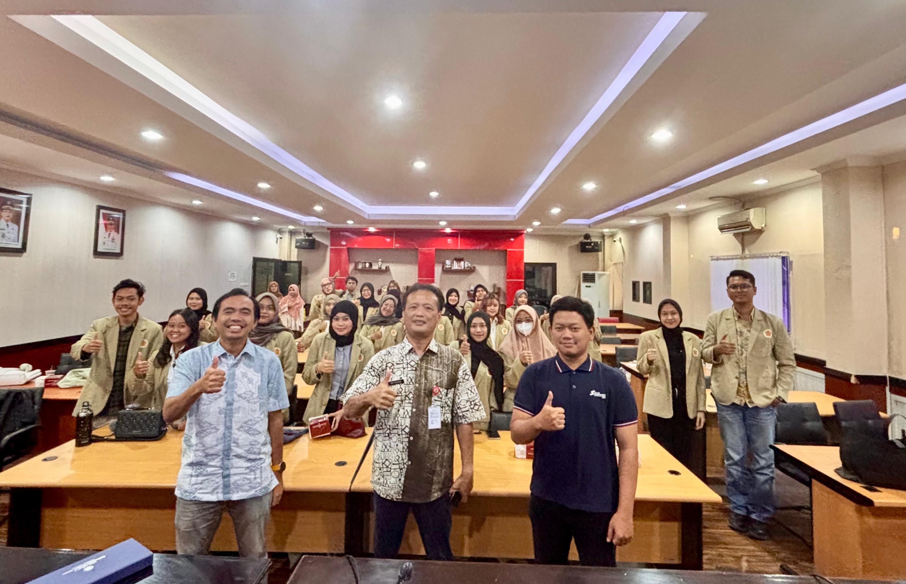 Diskominfo Kota Semarang Terima Kunjungan Studi dari UGM Terkait Pengembangan Smart City